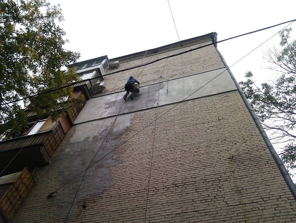 Утепление фасада кирпичного дома. Москва